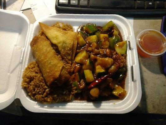 Kung Pao chicken lunch combo.