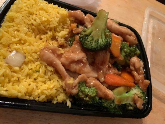 1. Chicken with Broccoli Dinner Combo