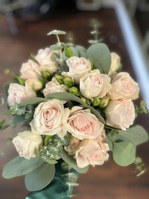 Blush bridal bouquet #VeroBeach flower shop