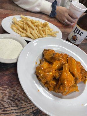 Hot wings and French fries