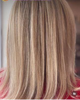 Blonde highlites using a combination of Teasy lights and baby lights to create a seamless blend of blonde