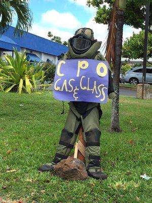 This is clever. CPO Selectees are fundraising today! "Gas & Glass" day so they'll either clean your windows or pump your gas for donations!