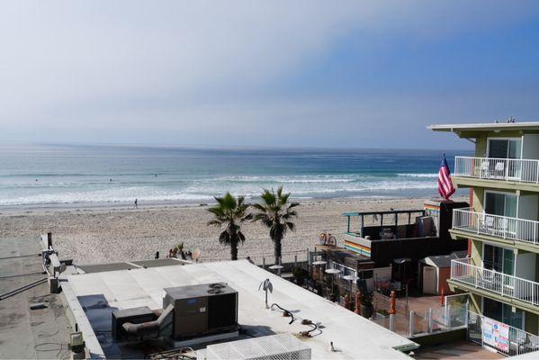 "Full Beach View" room