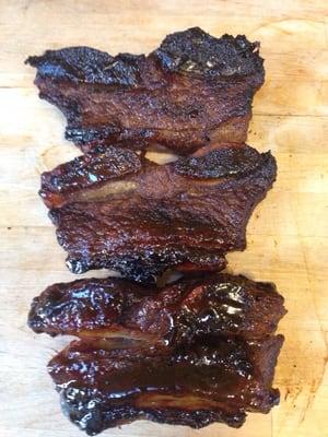 Beef short ribs bought from Bowmans Butcher Shop and cooked Memorial Day weekend.    Awesome!!!!