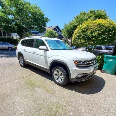 Complete Detail for a lease return on a 2019 VW Atlas in Issaquah Highlands, WA.