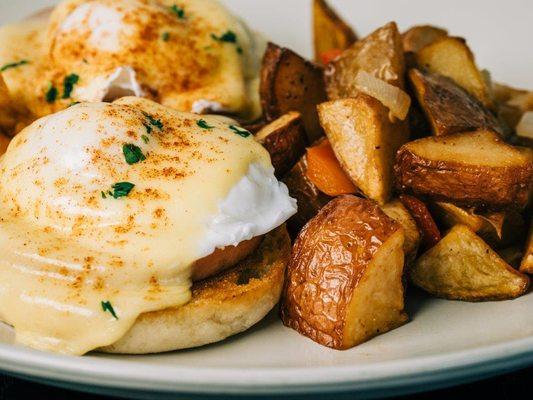 Eggs Benedict Brunch