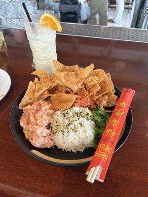 Salmon poke bowl