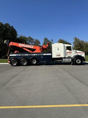 60 Ton Rotator
 Call 812-752-4195 24/7