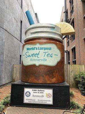 World's Largest Sweet Tea