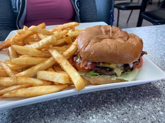 BBQ bacon cheese burger