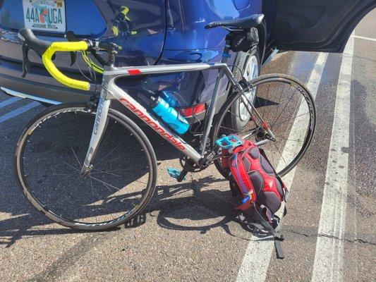 Cannondale bike rental and my much needed Camelback!!