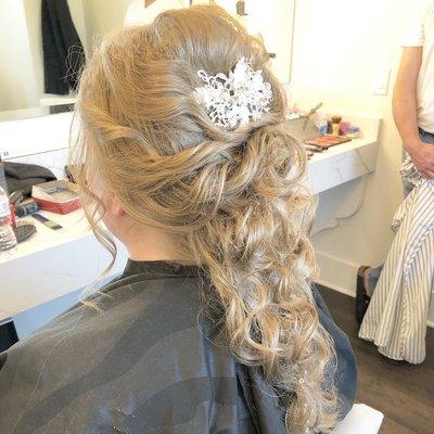 Bridal hair!