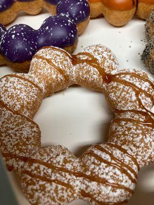 Blackberry funnel cake