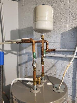 Water heater install