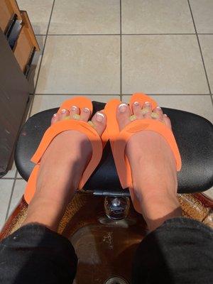 French tip pedicure