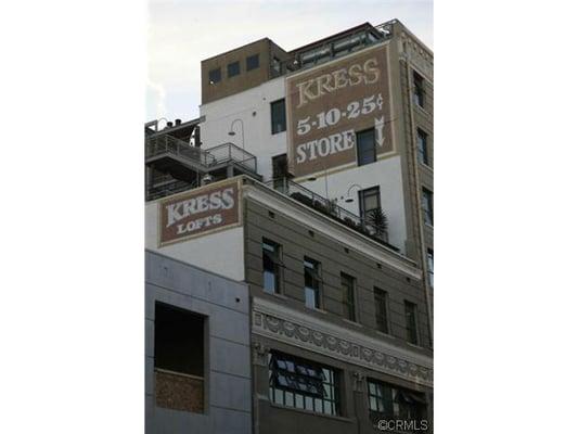 KRESS 100 W. 5th St.