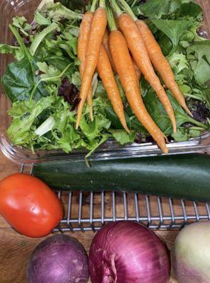 Make It Yourself Salad Kit - Regular - Fresh Produce