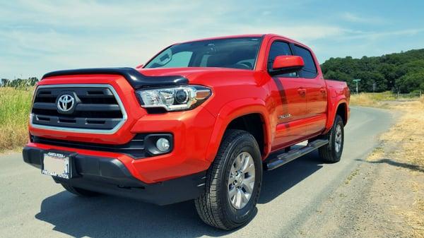 Rock Shield and Nerf bars installed by Campways.