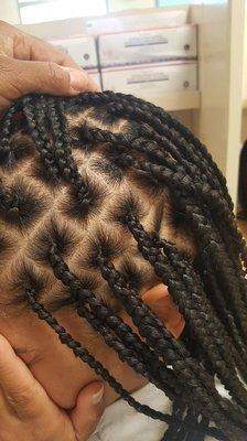 Knotless braids