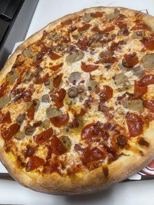 Meat Lovers Pizza Specialty Pizza