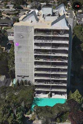 It reminds me of the apartments in Waikiki Beach for some reason. Maybe the same builders?