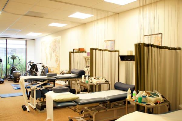 Physical Therapy exercise room and equipments at proactive physical therapy