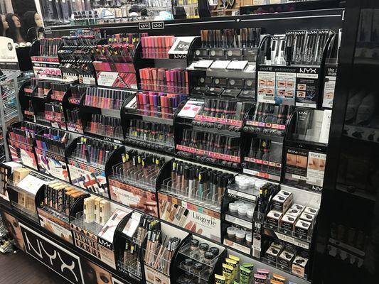 Large make up selection