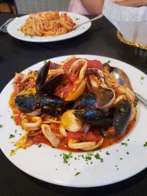 Spaghetti Tutto Mare red