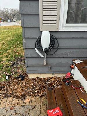 Outdoor Wall Mount Tesla EV Charger Install 12/09/22