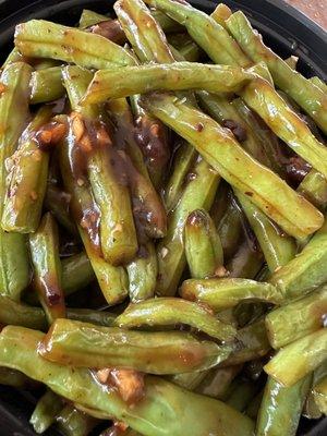 Sautéed String Beans with Garlic Sauce