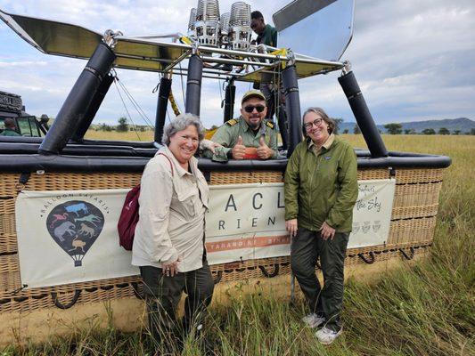 Hit air ballooning in Serengeti