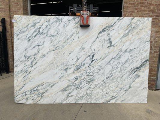 Calacatta Vintage Honed 3cm Marble