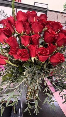 Long Stem Red Roses!!! It always brings happiness to my heart !