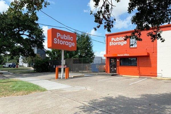 Public Storage