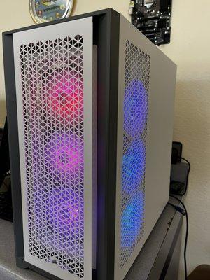 Colorful Gaming PC