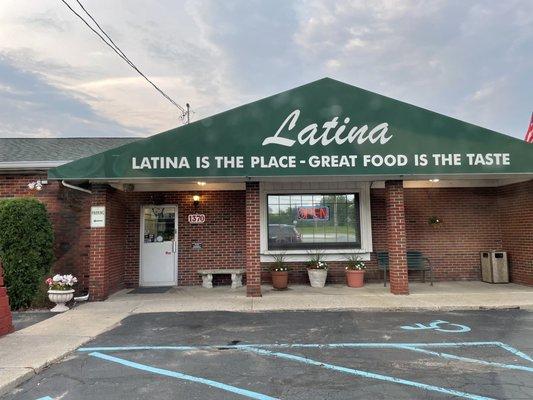 Latina Restaurant & Pizzeria