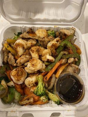 Grade A Chicken and Shrimp Combo Stir Fry