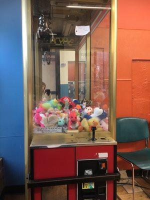 Awful claw machine. Out of order.