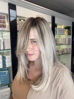 Icy blonde by Liliana!