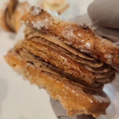 Espresso dacquoise with stroopwafels