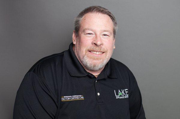 Meet Roy. He's one of Lake Appliance's leading technicians with over 25+ years of repair experience. He can fix any problem on any appliance