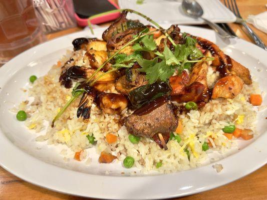 Fried rice combination with chicken, shrimp and beef