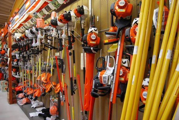 Single Cylinder Repair's Showroom Hedge Trimmer, Chainsaw, Weedeater, Concrete Saw, Blower...