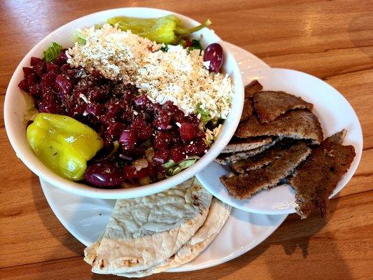 Chopped Greek salad with gyro (no potato salad)