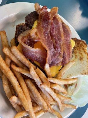 Bacon, burger with fries