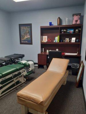 Various treatment tables to suit your needs.