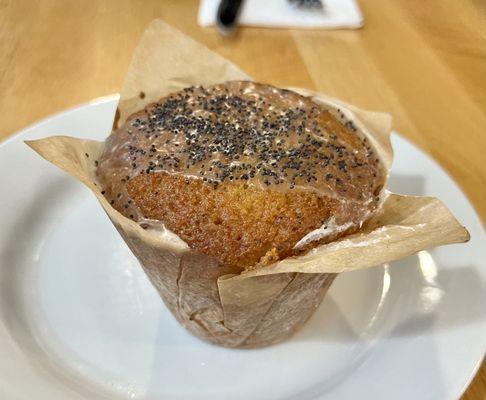 Lemon poppy seed muffin