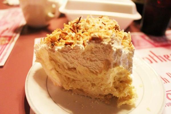 Coconut cream pie