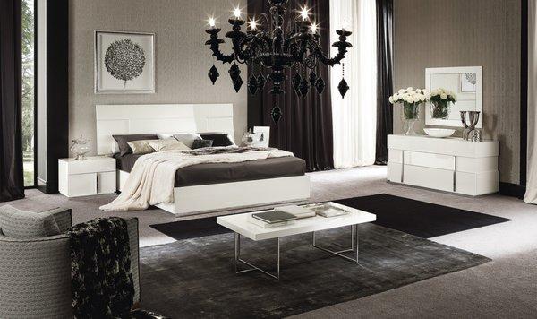 Canova Bedroom Set