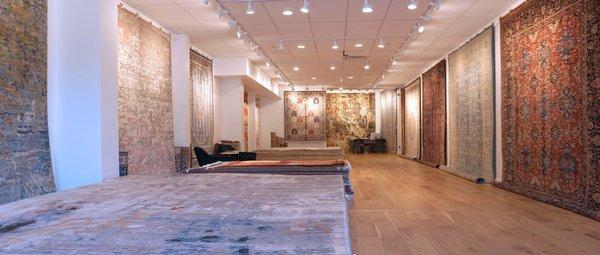 Roja Rugs Showroom